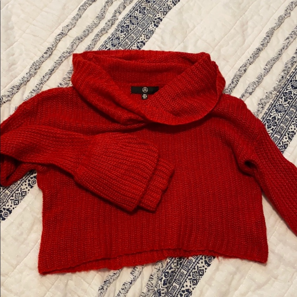 Missguided cropped sweater